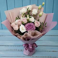 Букет цветов из:  Розы и Лизиантусы в Новокубанске