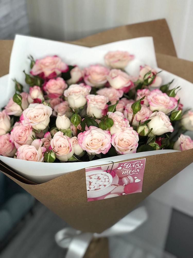 Букет цветов из: Розы в Новокубанске