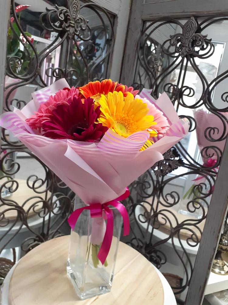 Букет цветов из: Герберы в Новокубанске