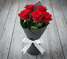 Букет 5 Красных роз Эдлесс Лав #REPLACE_PRED# Новокубанске
