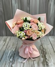 Букет цветов из:  Гвоздики, Розы и Хризантемы в Новокубанске