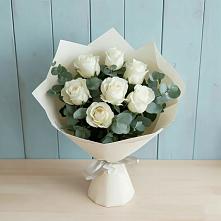 Букет Белые розы в Эвкалипте в Новокубанске